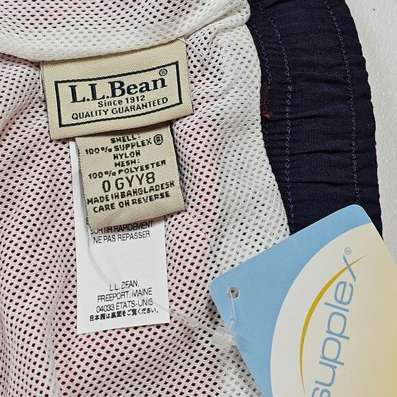 LL Bean Men's Red Classic Supplex Cargo 10" Sport Shorts in Red, NWT, Size XXL - Picture 10 of 12